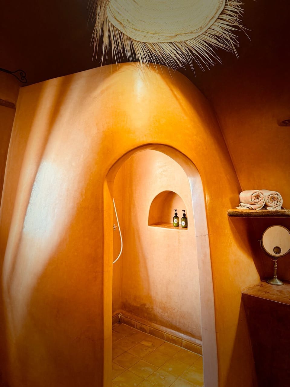 Deluxe Triple Room, Garden View | Bathroom | Shower, hair dryer, towels, shampoo