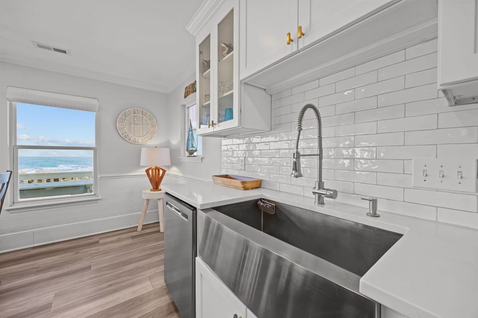 Recently upgraded kitchen. 