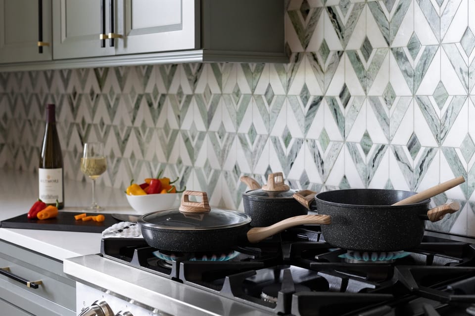 {Chef’s Kitchen}
Cook, gather, and connect in a thoughtfully designed kitchen equipped for everything from slow morning breakfasts to celebratory group dinners. Beautiful finishes and a fully stocked setup make cooking together part of the experience.