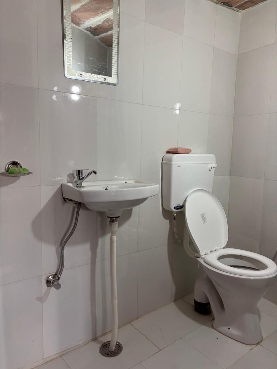 Family Room, Garden View | Bathroom | Slippers