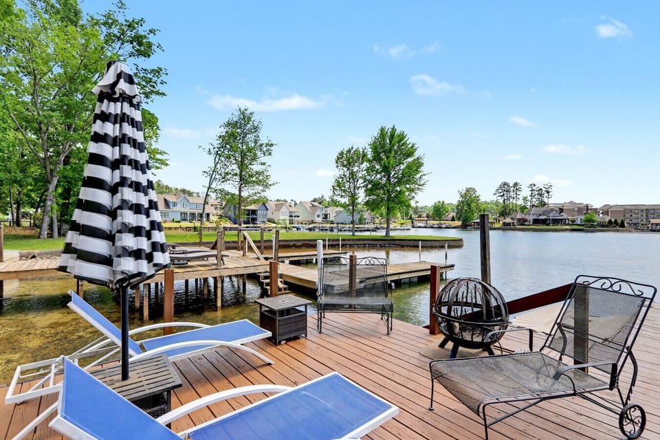 Beautiful lakefront setting just steps from the water.