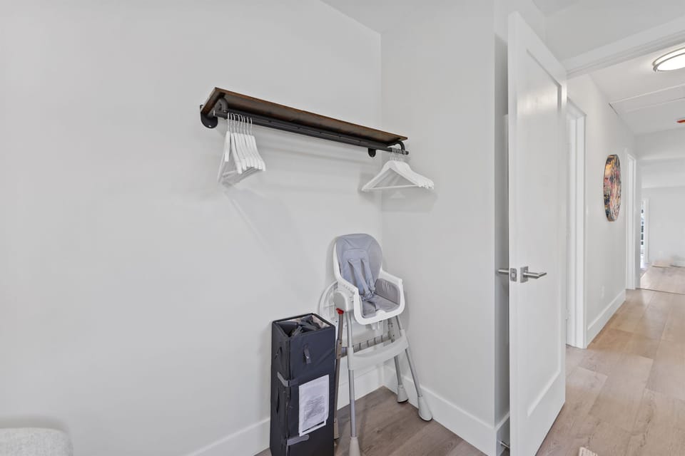 East Primary King Suite