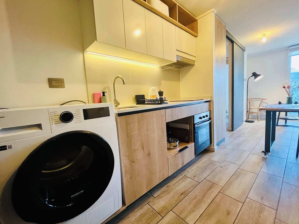 In-unit washer & dryer for added convenience during longer stays.