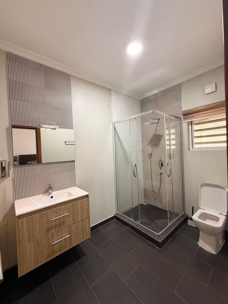 Family Apartment, Balcony, Garden View | Bathroom