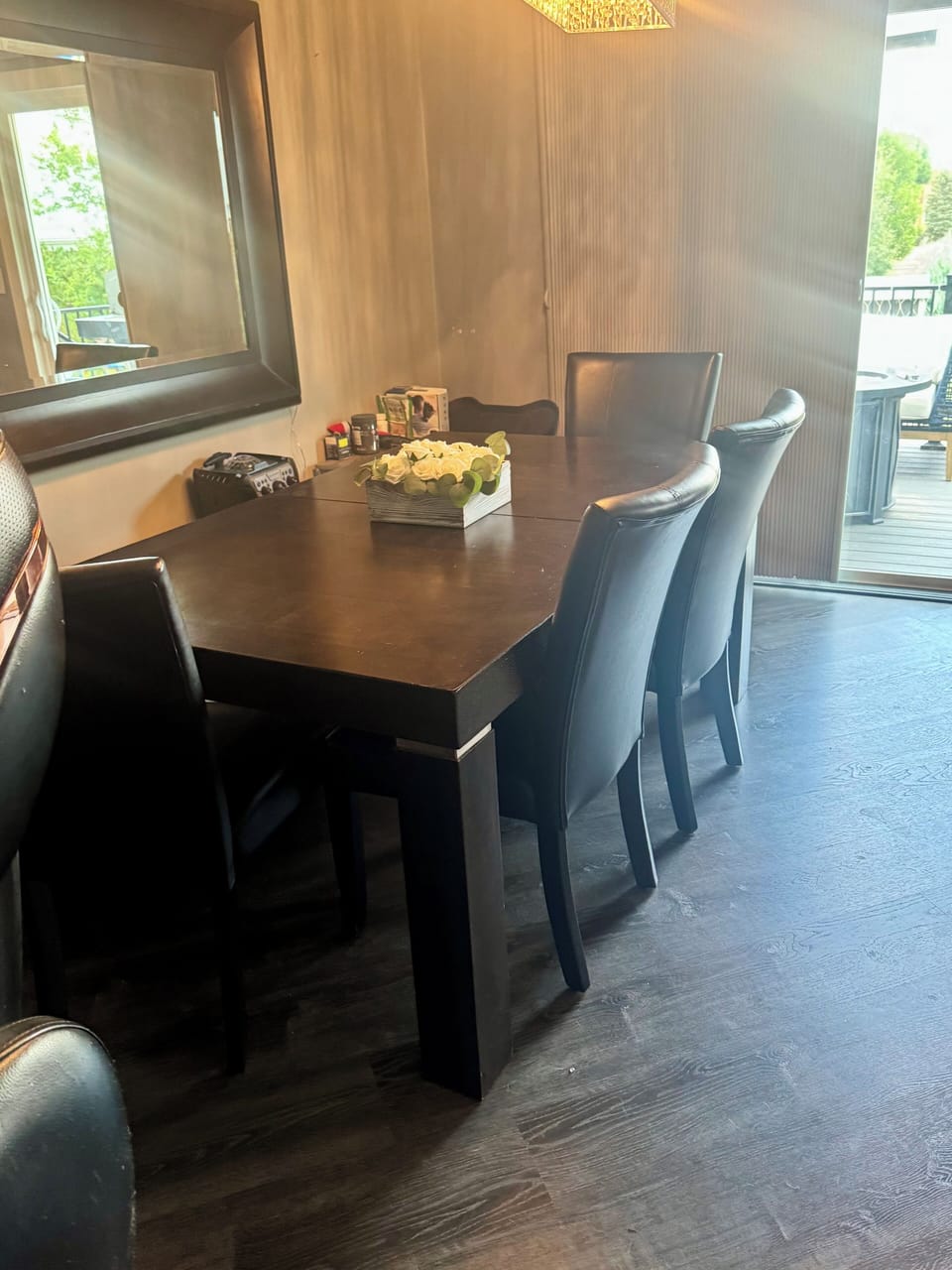 Dining room table