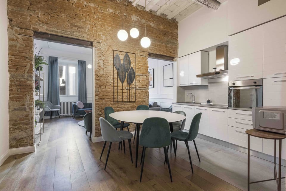 Comfort Apartment, City View | Private kitchen