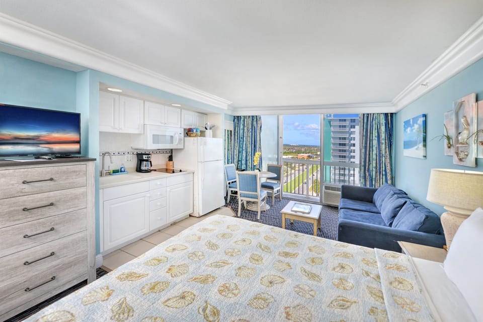 Wake up refreshed in coastal comfort