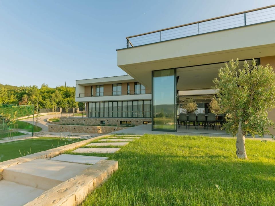 Villa | Property grounds