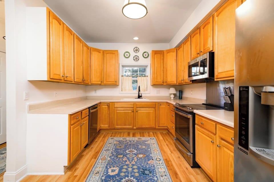 Fully stocked kitchen. 