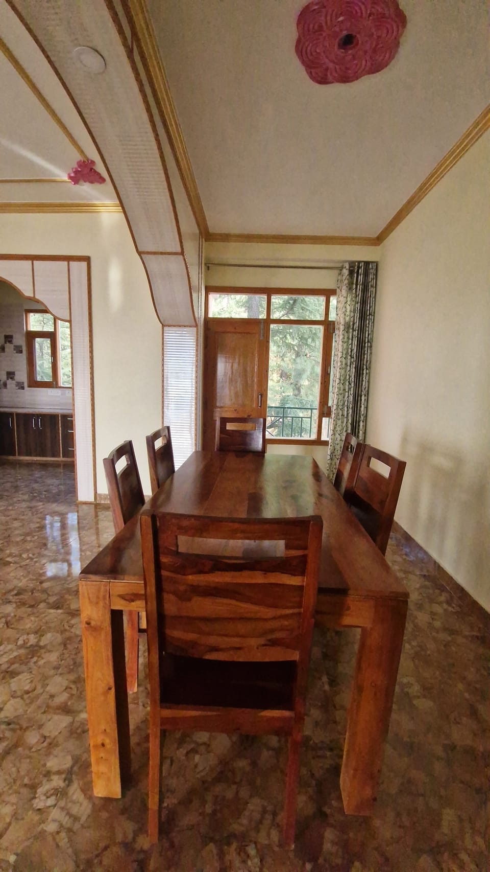 Family Apartment | In-room dining