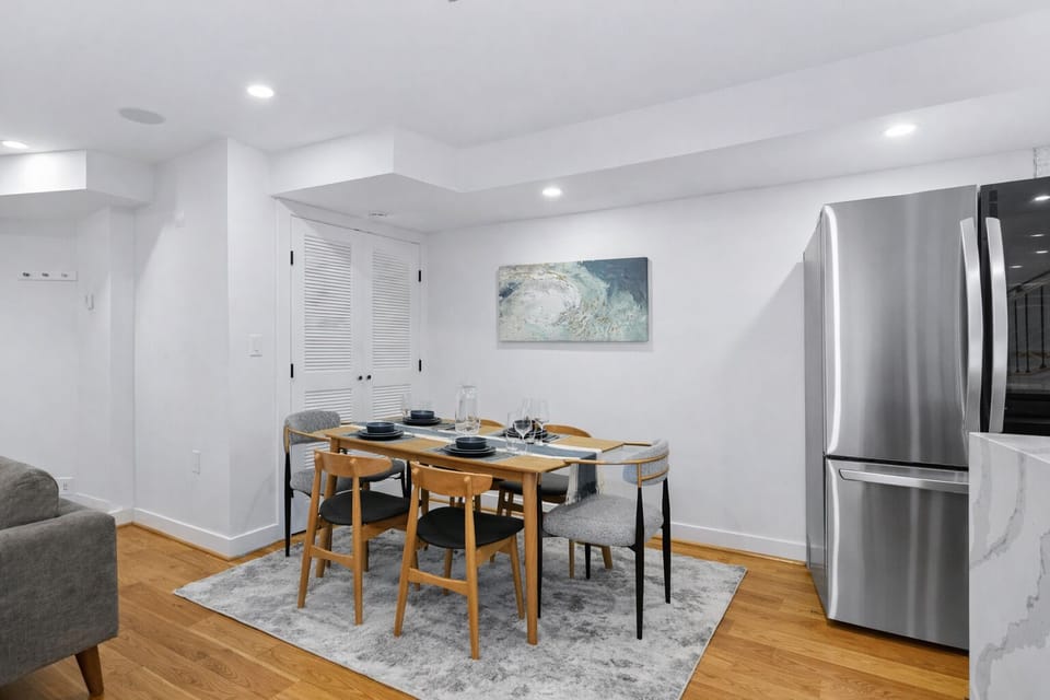 Dining area 2