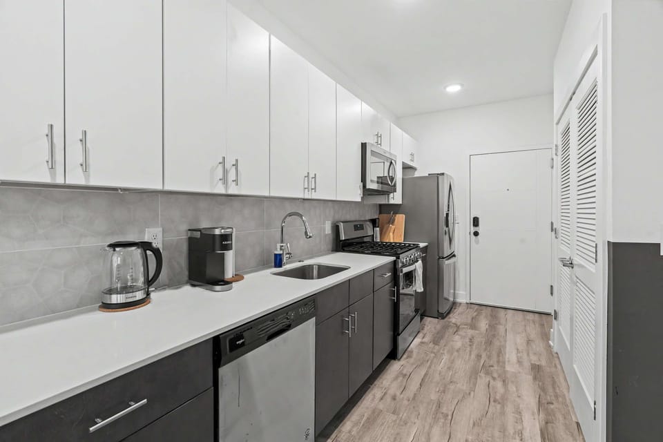Full Kitchen
