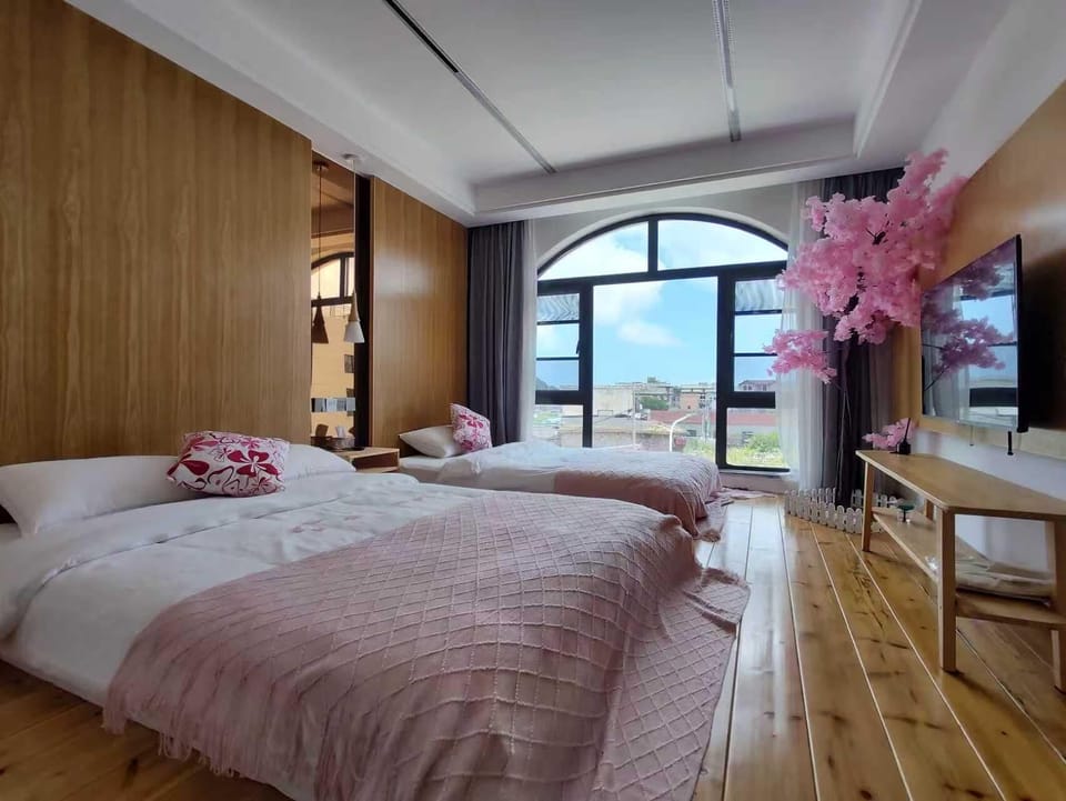 Luxury Double or Twin Room, Hill View | Free WiFi