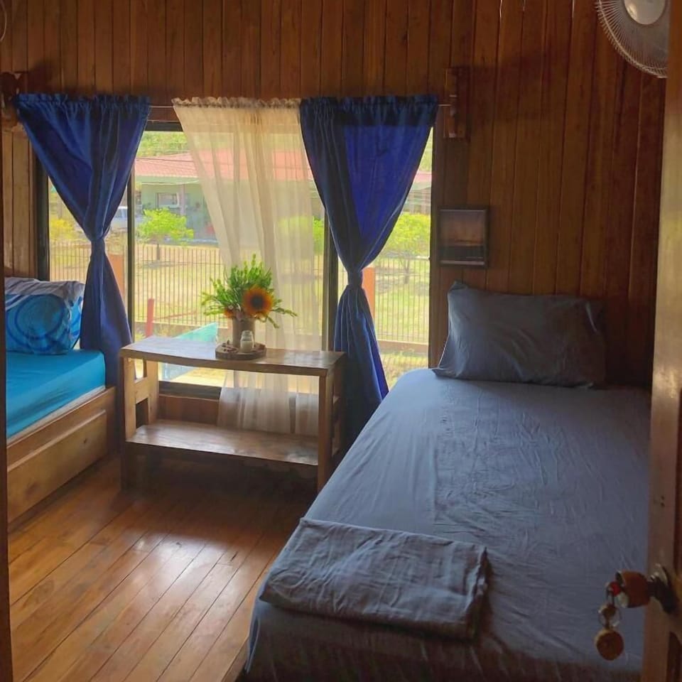 In-room safe, soundproofing, free WiFi
