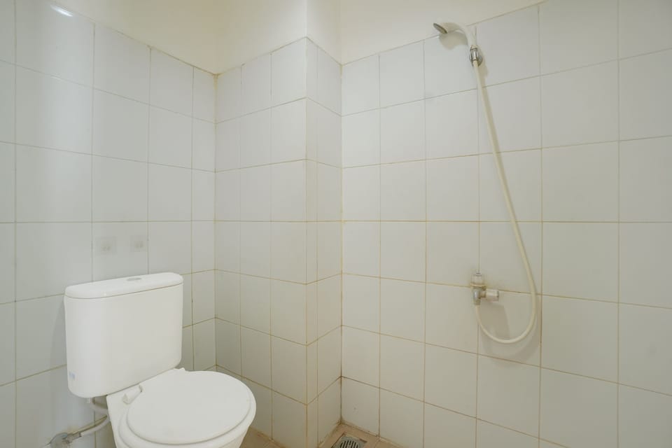 Deluxe Double Room | Bathroom | Shower