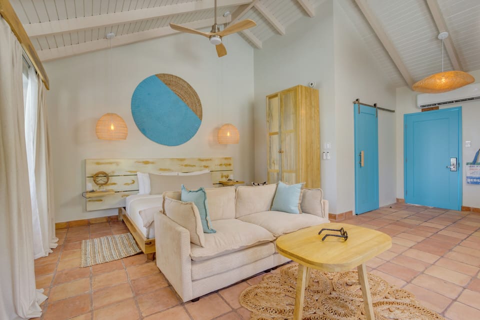 Seaview Family Suite | Premium bedding, in-room safe, desk, laptop workspace