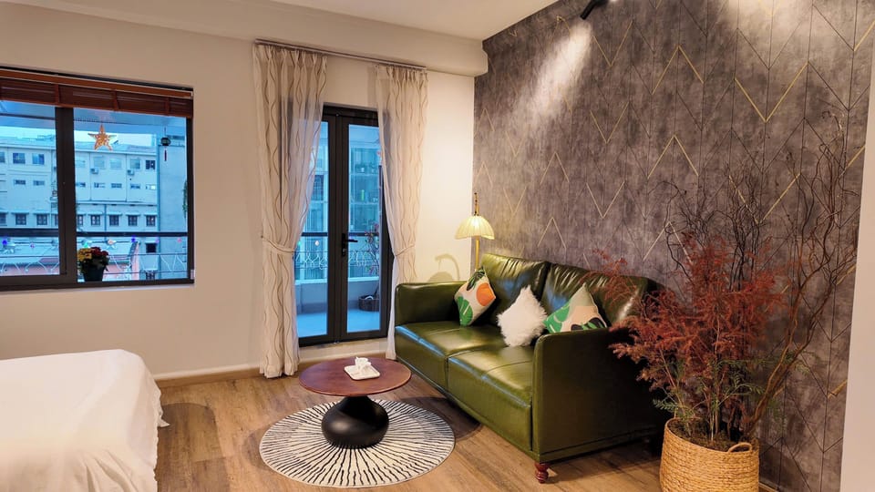 Basic Apartment, City View | Blackout drapes, free WiFi