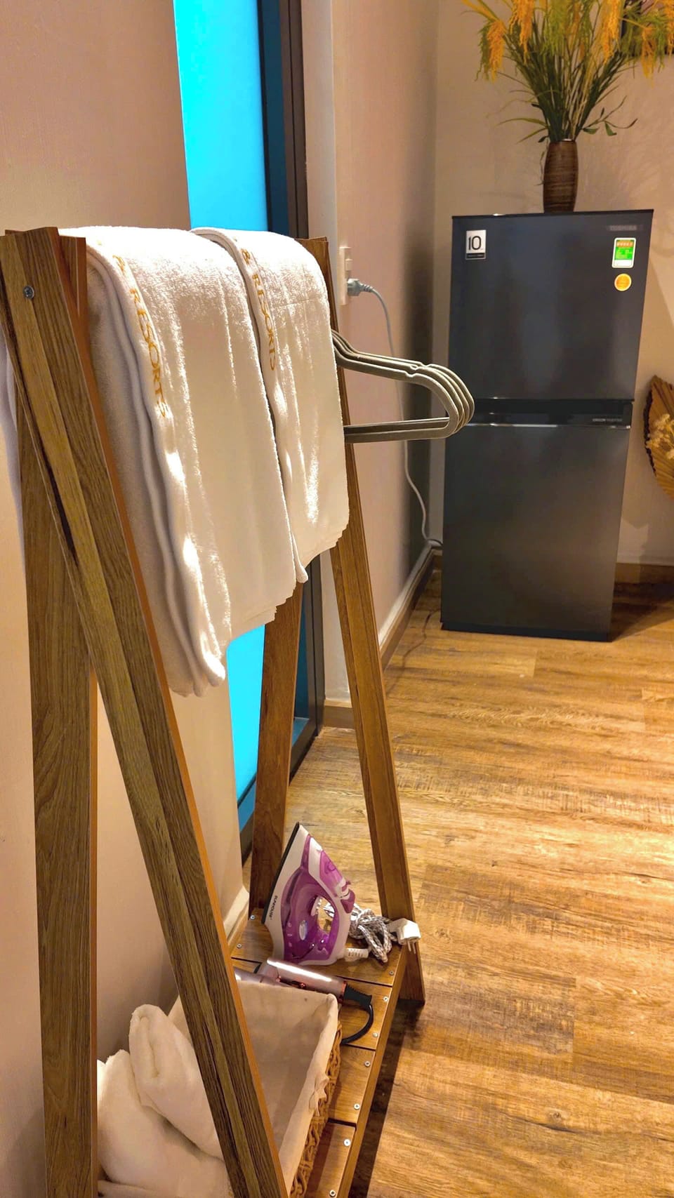Basic Apartment, City View | Room amenity