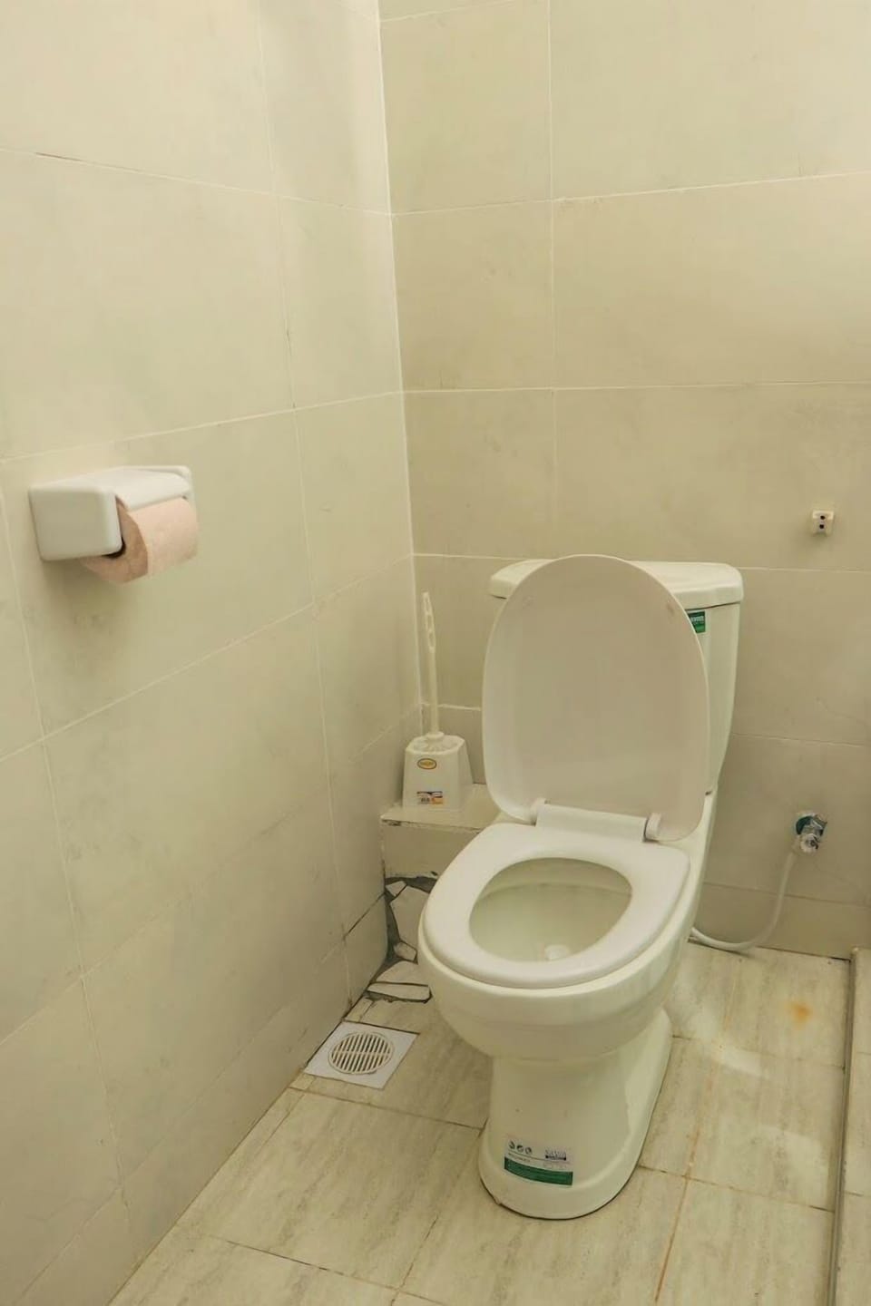 Standard Double Room | Bathroom | Shower, free toiletries, slippers, towels