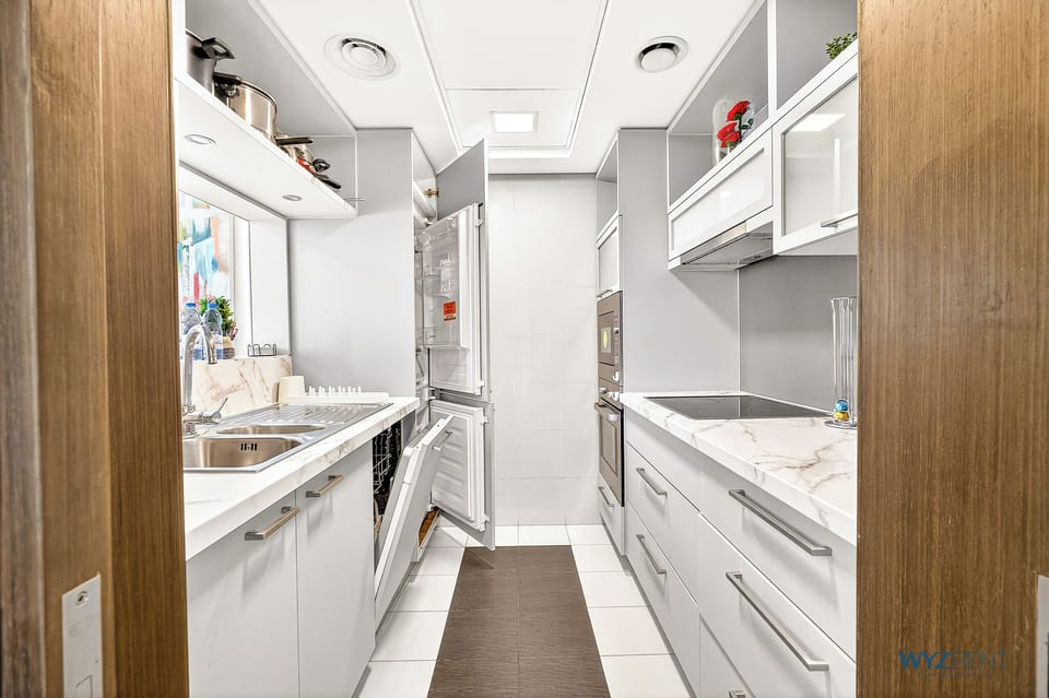Standard Apartment, City View | Private kitchen | Coffee/tea maker, electric kettle, toaster
