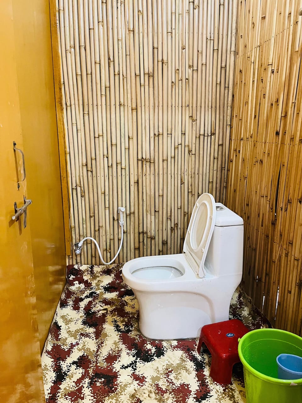 Basic Cottage | Bathroom | Towels