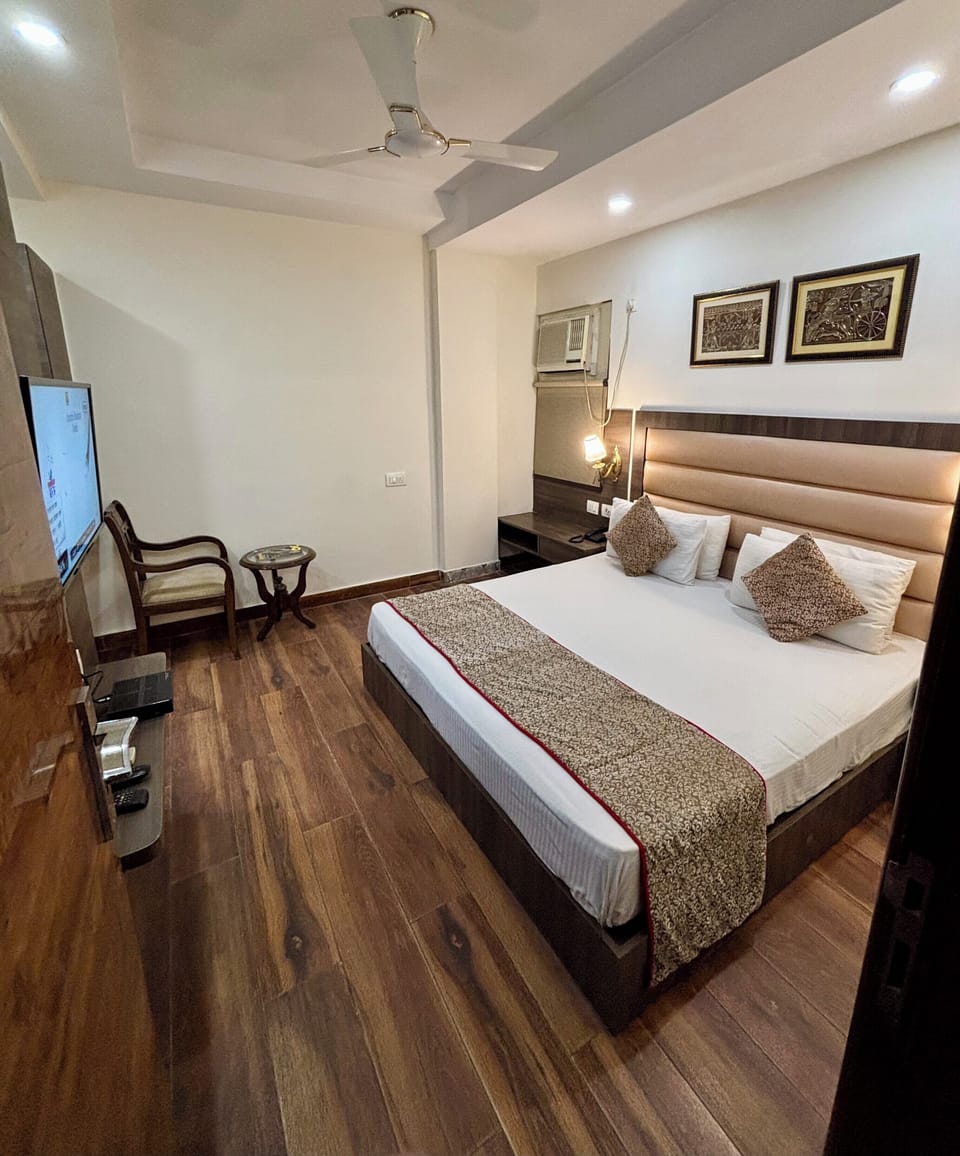 Double Room, City View | Free WiFi, wheelchair access