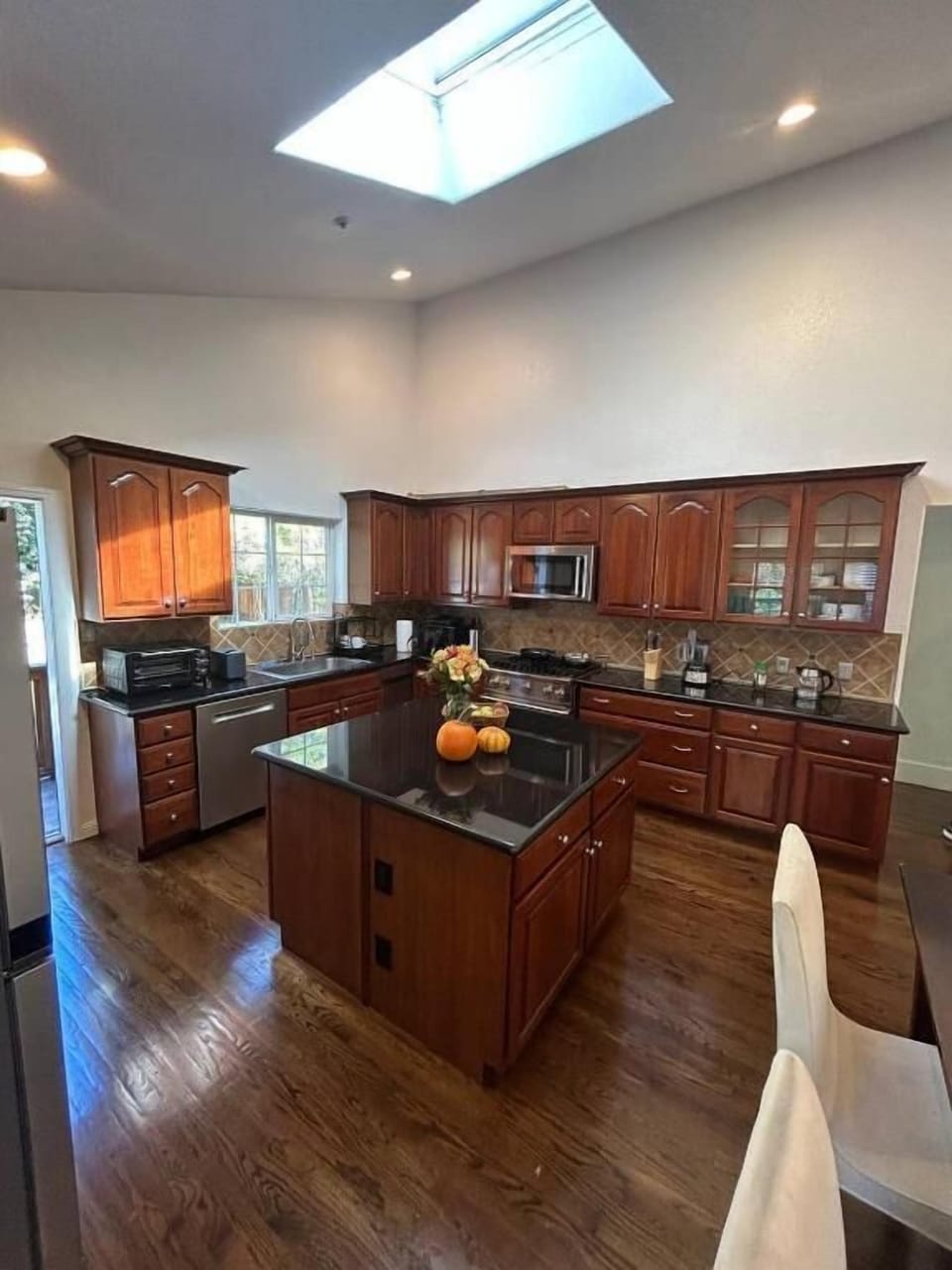 Shared fridge, microwave