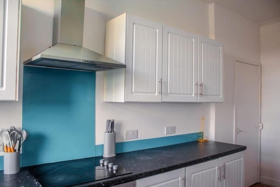 Apartment, 2 Bedrooms | Interior