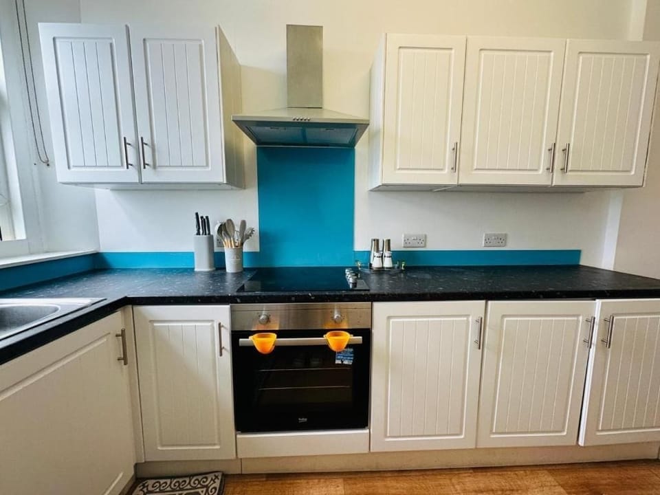 Apartment, 2 Bedrooms | Interior