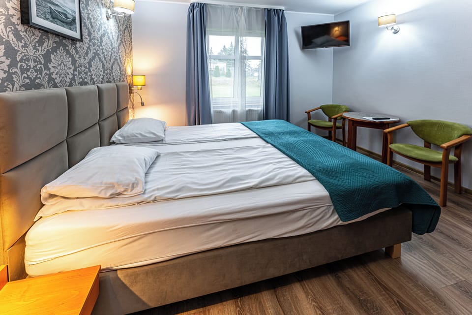 Standard Double Room | Cribs/infant beds, free WiFi, bed sheets