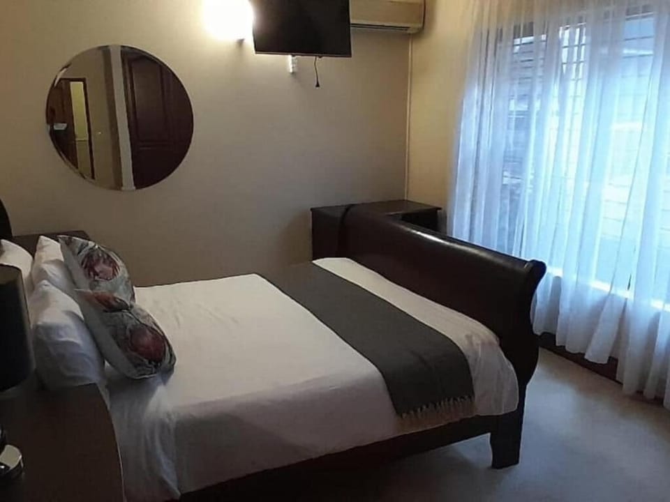 Basic Double Room
