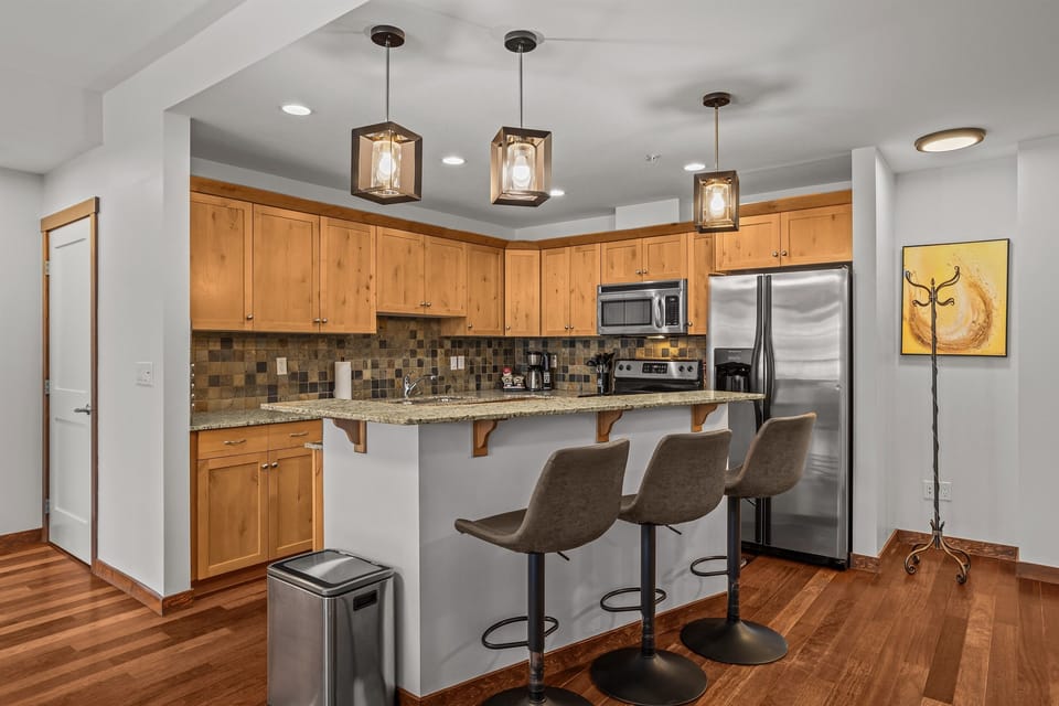 Full Kitchen