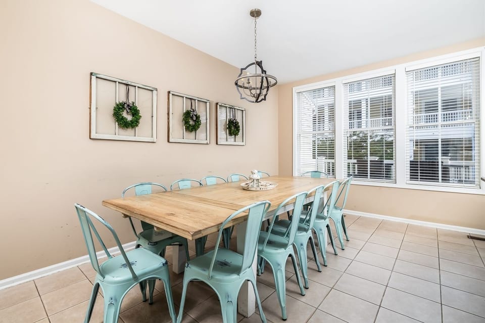Sunset Island 26 Island Edge Drive Dining Area