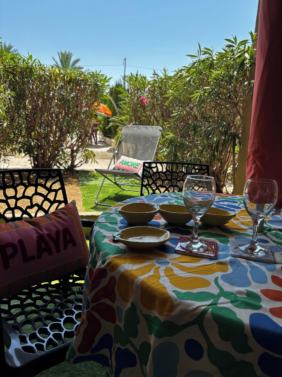Outdoor dining