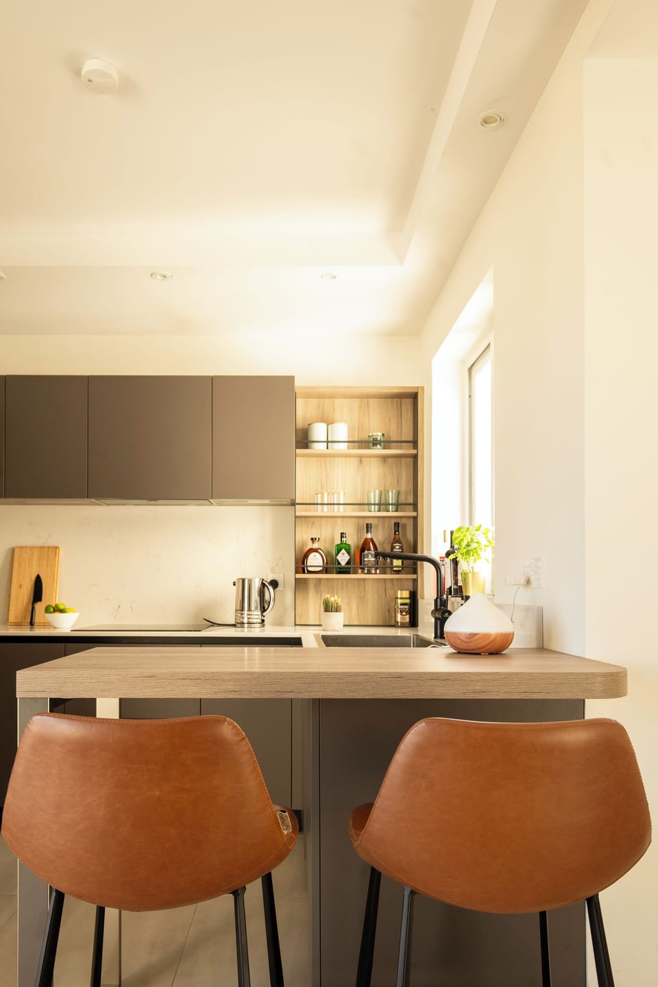 Apartment, City View | In-room dining