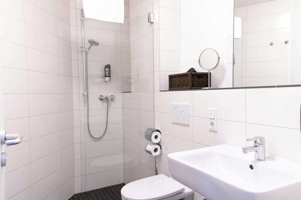Shower, towels, soap, shampoo