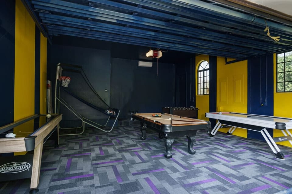 Game room