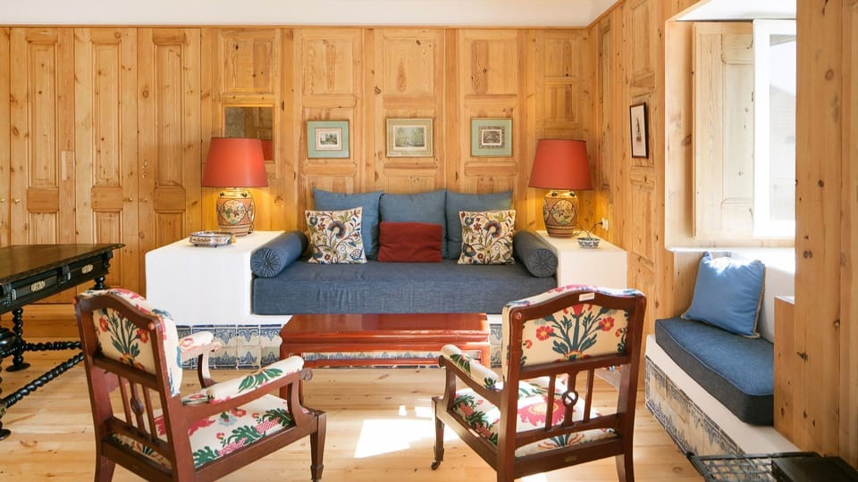 The space exudes an elegant charm that beckons you to unwind. #livingarea #lisbon #pt #portugal
