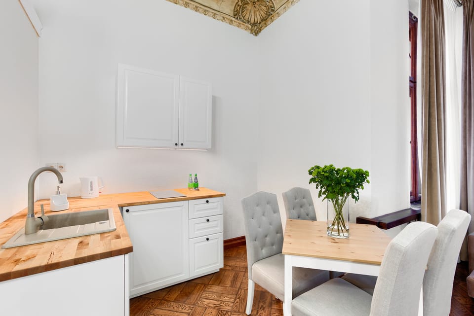 Private kitchenette