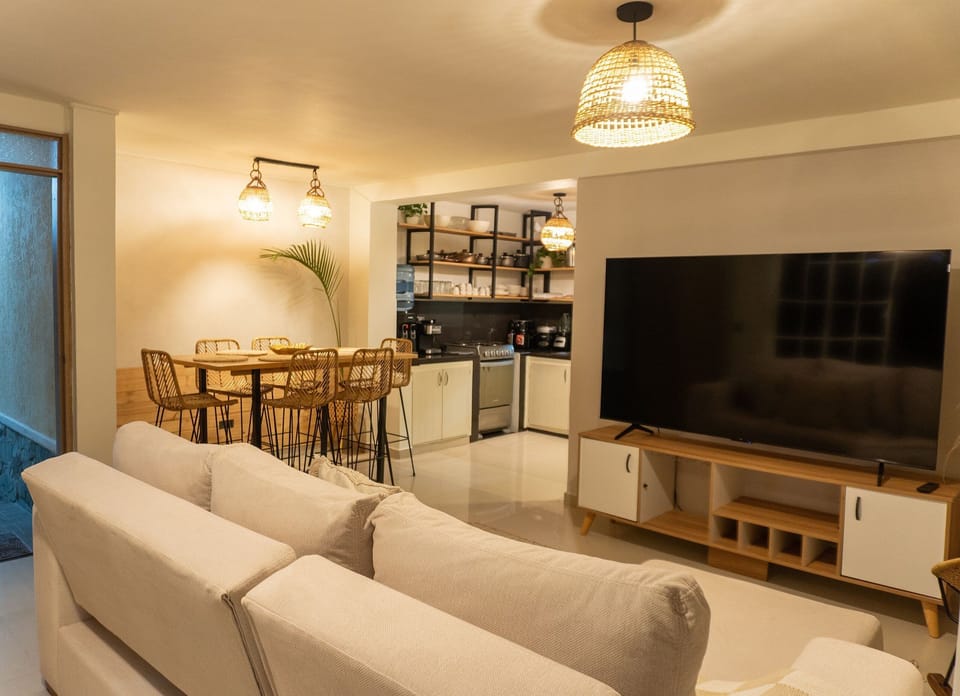 Chalet | Living area | TV
