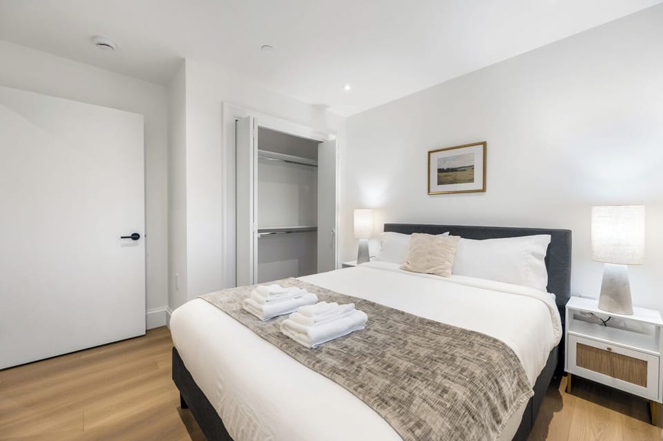 Lower Bedroom 4