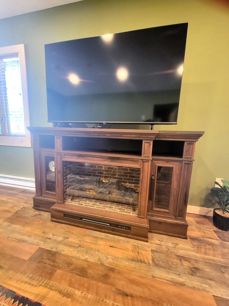 H3 - Three-Bedroom Apartment (652)