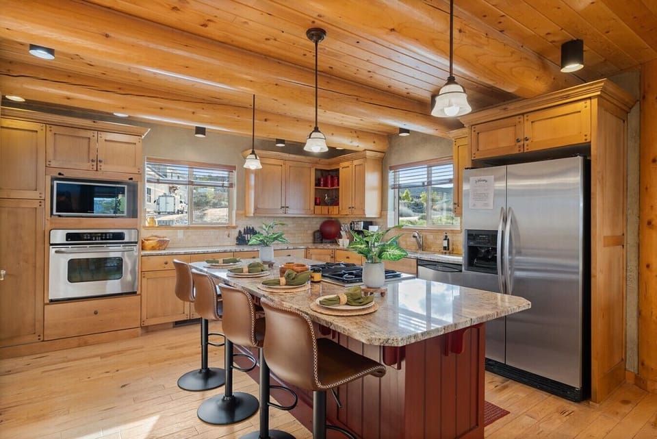 Full Kitchen