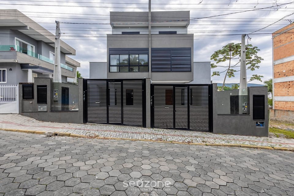 Basic Apartment | Exterior