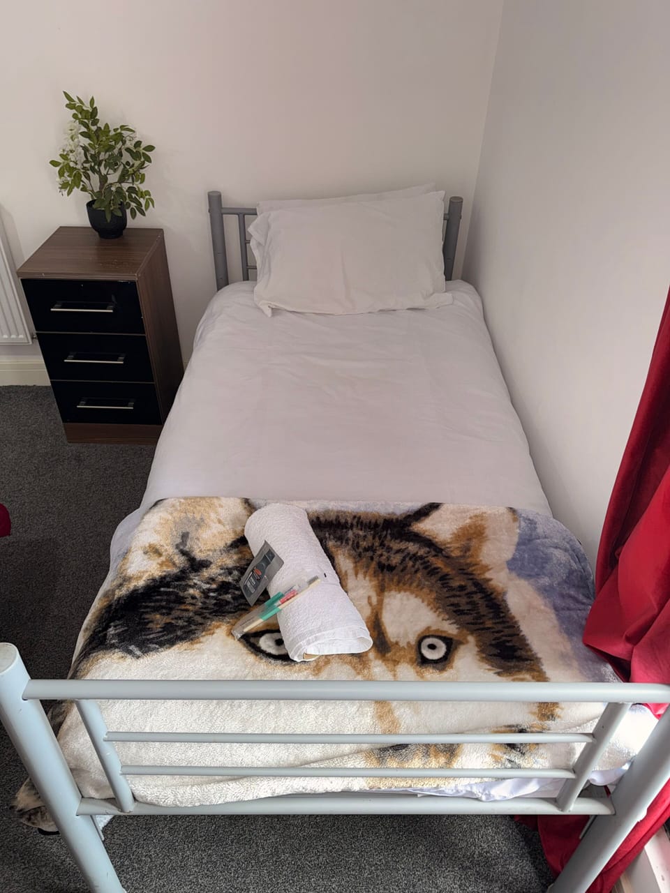 1 Bedroom Flat Apartment With hot tub on the Balcony & City View, Sleeps 4ppl Apartment in Bournemouth
