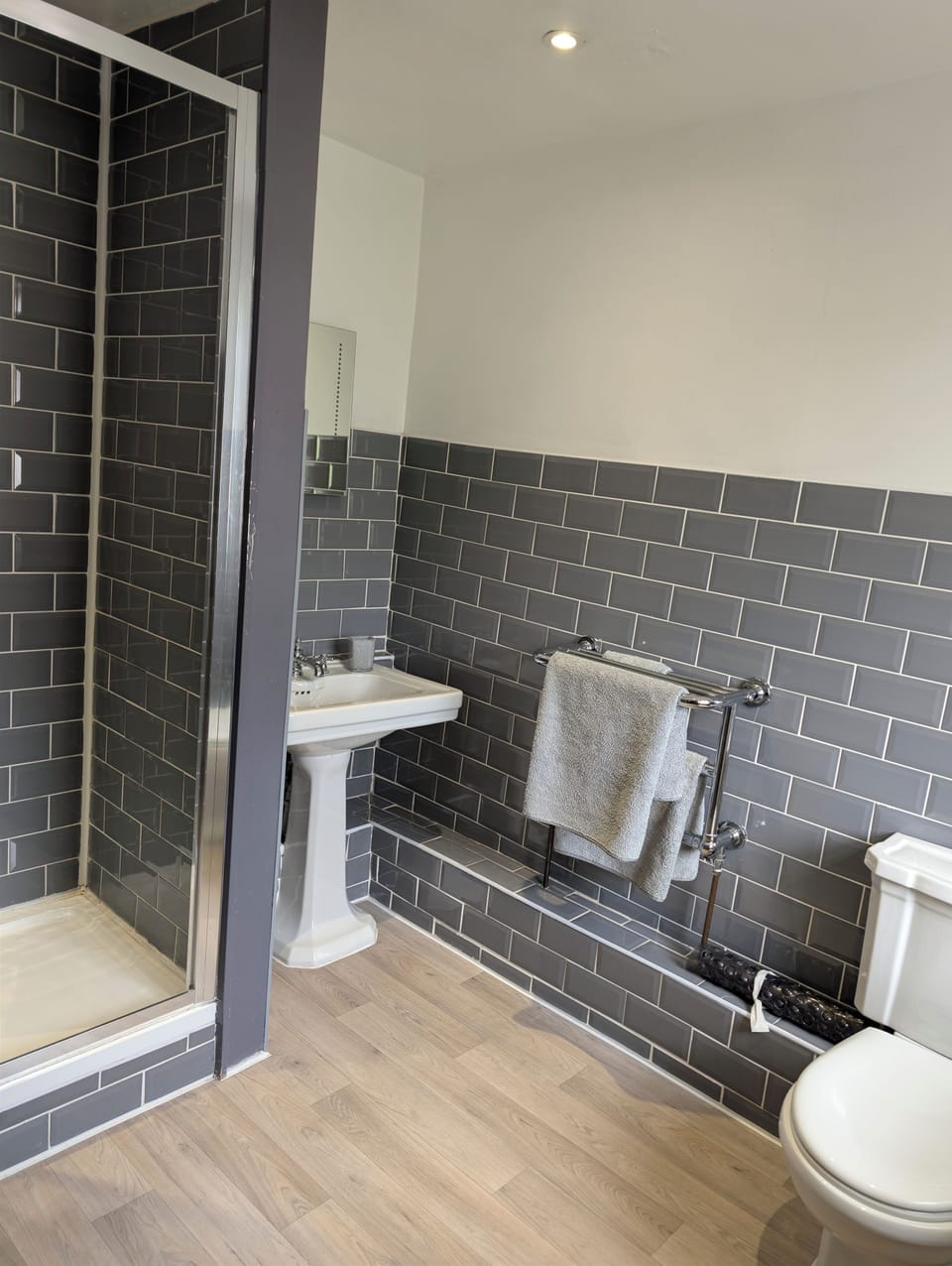 Superior Double or Twin Room (Granary) | Bathroom | Free toiletries, hair dryer, bathrobes, towels