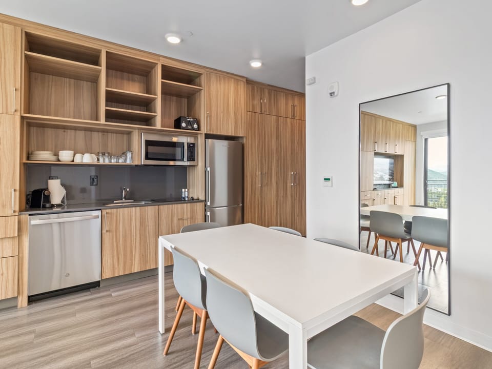 Dining / Kitchen