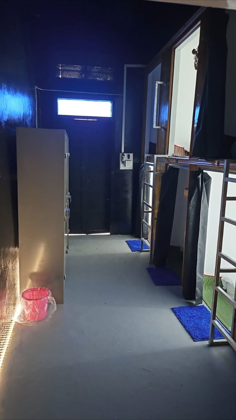 Shared Dormitory | Free WiFi