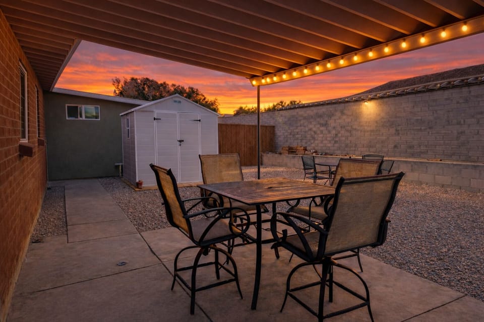 Enjoy beautiful Tucson sunsets on the patio.