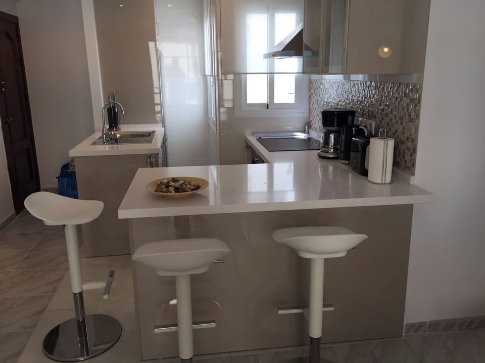 Fully equipped Modern Kitchen 